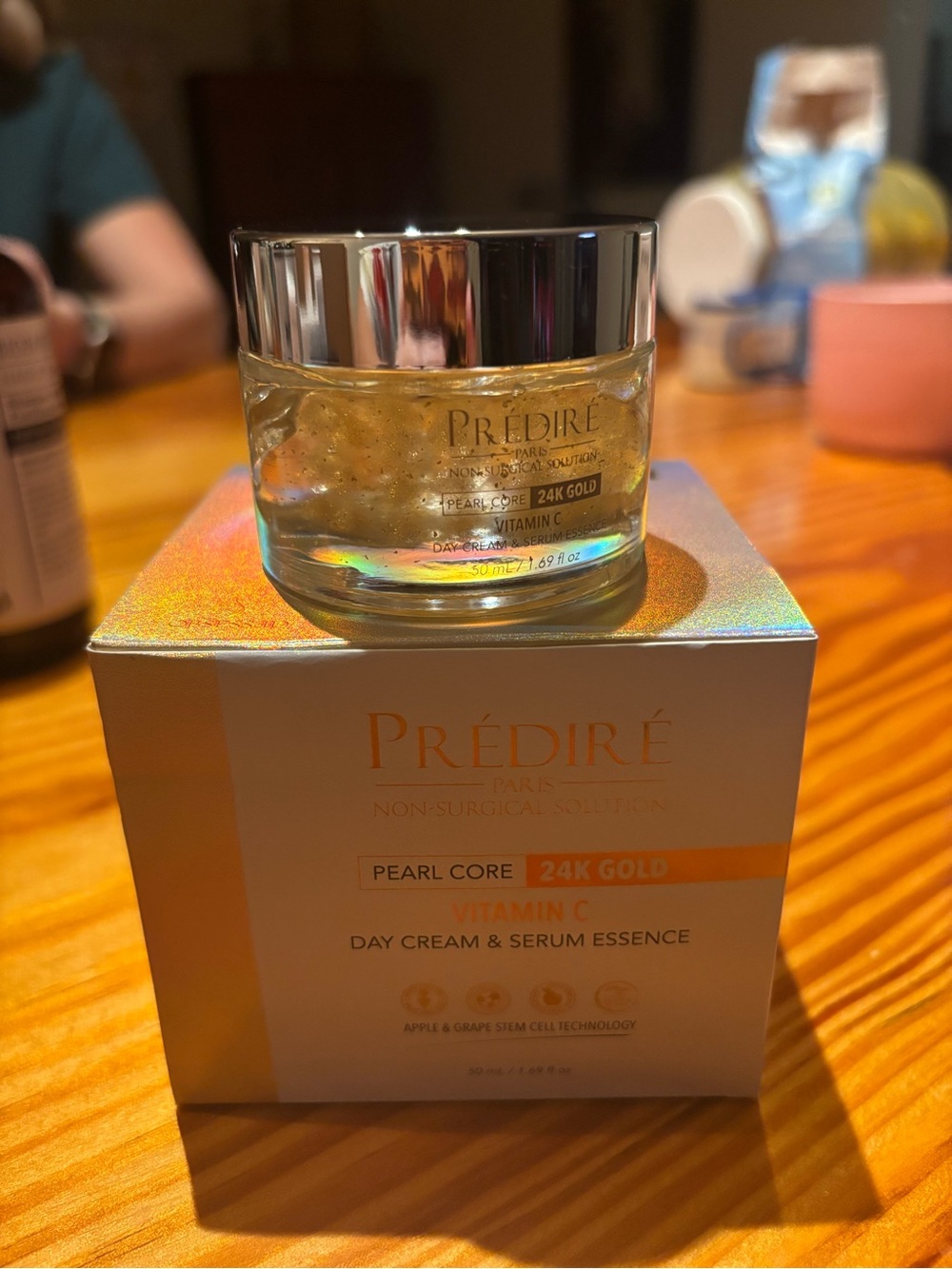 Prédiré Pearl Core 24K Gold Vitamin C Day Cream & Serum Essence - Gold
